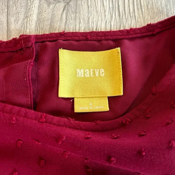 Anthropologie Maeve Women's Swiss Dot Blouse Size 6 Maroon Scalloped Edge - Picture 5 of 9